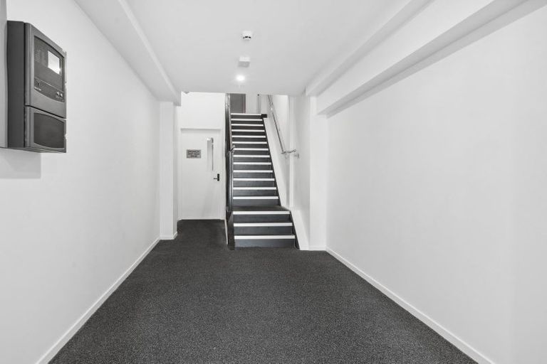Photo of property in 303/2a Ropa Lane, Miramar, Wellington, 6022