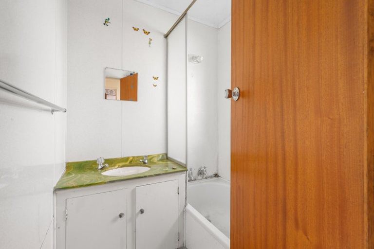Photo of property in 121 Totara Terrace, Wanaka, 9305
