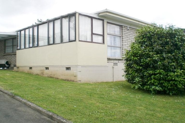 Photo of property in 46 Mckinstry Avenue, Mangere East, Auckland, 2024