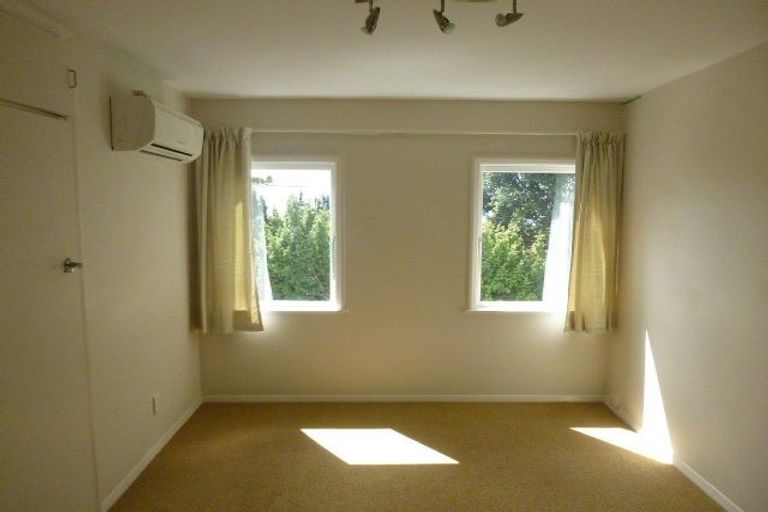 Photo of property in 108 Inglis Street, Seatoun, Wellington, 6022