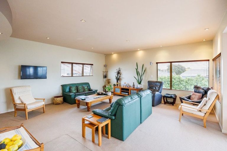 Photo of property in 28 Taonui Street, Palmerston North, 4410