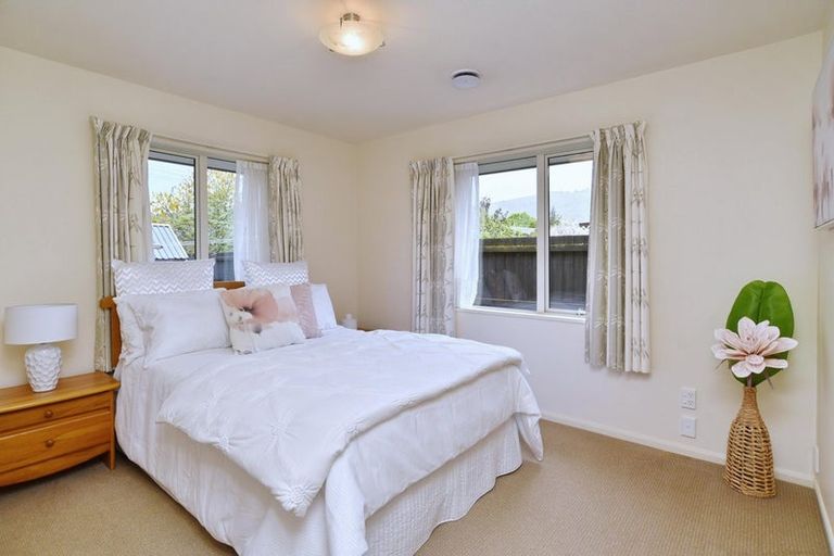 Photo of property in 66 Mauger Drive, Heathcote Valley, Christchurch, 8022