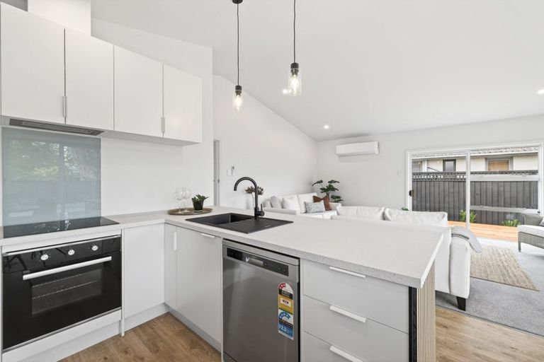 Photo of property in 55 Morrison Avenue, Northcote, Christchurch, 8052