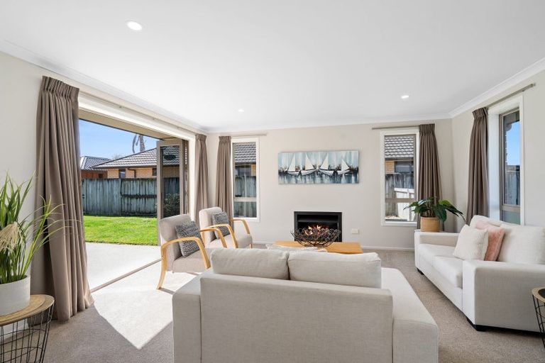 Photo of property in 19 Watkins Road, Cambridge, 3434