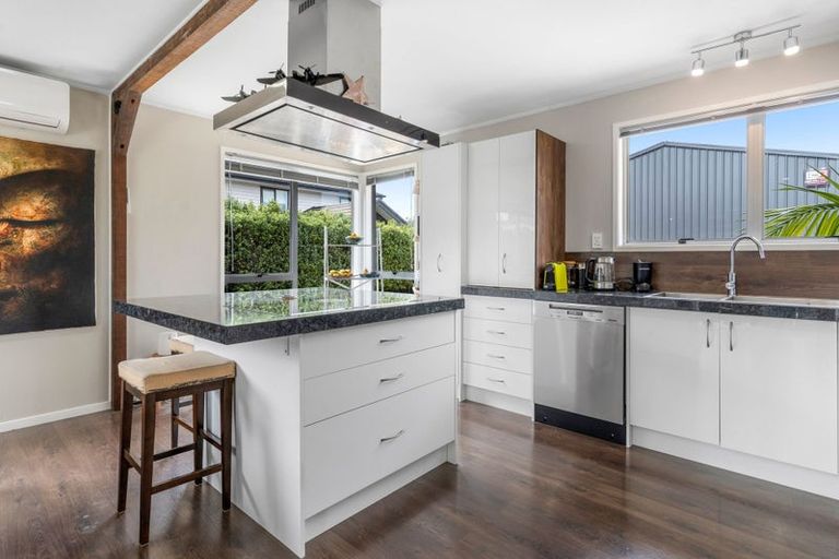 Photo of property in 49 Boundary Road, Opaheke, Papakura, 2113
