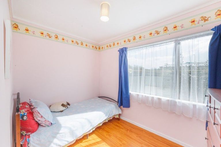Photo of property in 41a Raglan Avenue, Cloverlea, Palmerston North, 4412