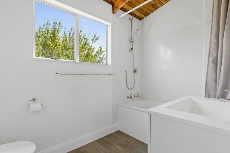 Photo of property in 230 Rifle Range Road, Tauhara, Taupo, 3330