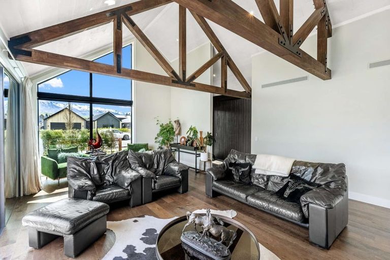 Photo of property in 10 Vintage Street, Cromwell, 9310