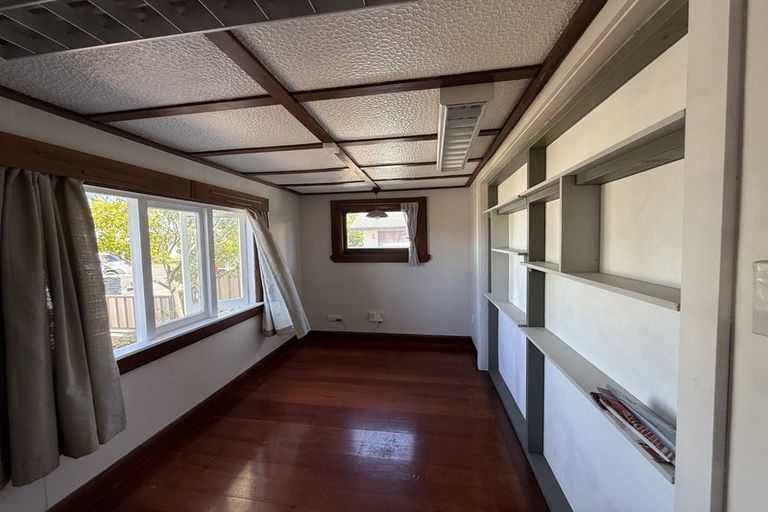 Photo of property in 156 Avondale Road, Greenmeadows, Napier, 4112