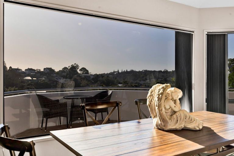Photo of property in 23 Maratahu Street, Westown, New Plymouth, 4310