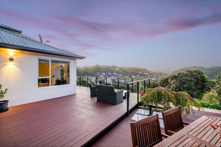 Photo of property in 20 Sailmaker Close, Whitby, Porirua, 5024