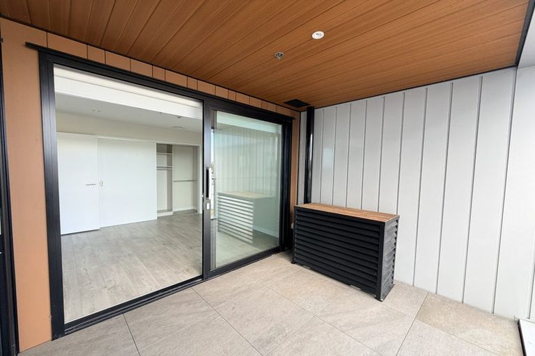Photo of property in The Victor, 409/4 Bute Road, Browns Bay, Auckland, 0630
