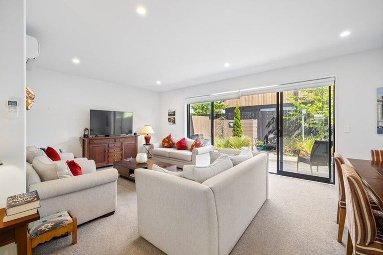 Photo of property in 3/9 Edgeware Road, St Albans, Christchurch, 8014