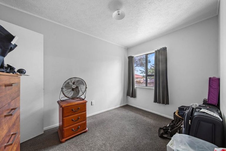 Photo of property in 2/397 Roscommon Road, Clendon Park, Auckland, 2103