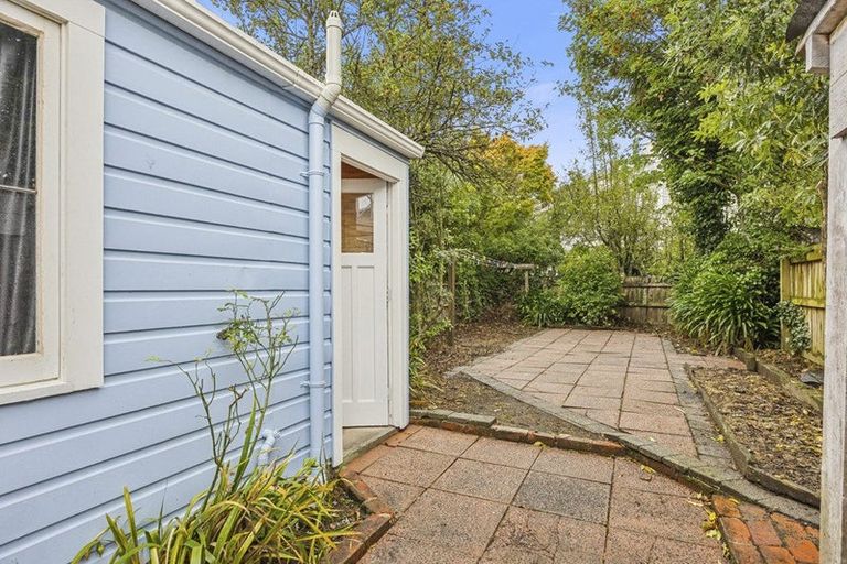 Photo of property in 44 Heriot Row, Dunedin Central, Dunedin, 9016