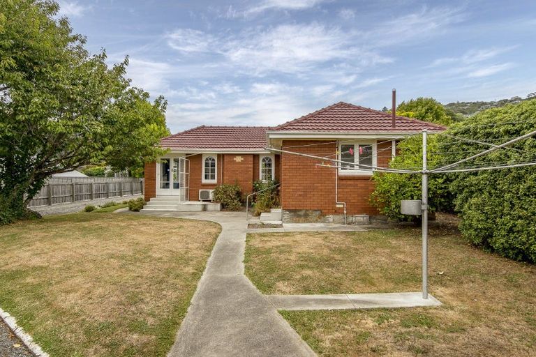 Photo of property in 1 Roscoe Street, Saint Martins, Christchurch, 8022