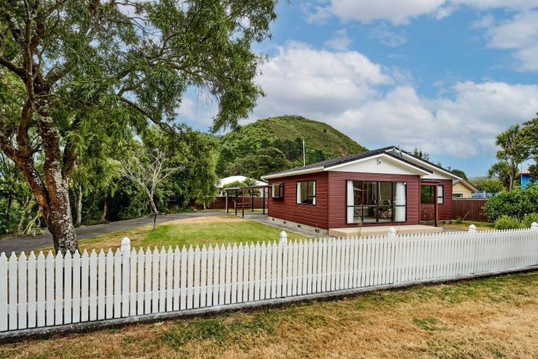 Photo of property in 8 Plateau Road, Te Marua, Upper Hutt, 5018