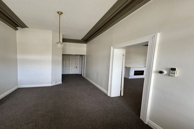 Photo of property in 22 Hanson Street, Mount Cook, Wellington, 6021