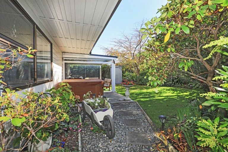 Photo of property in 6b Oxford Place, Taradale, Napier, 4112