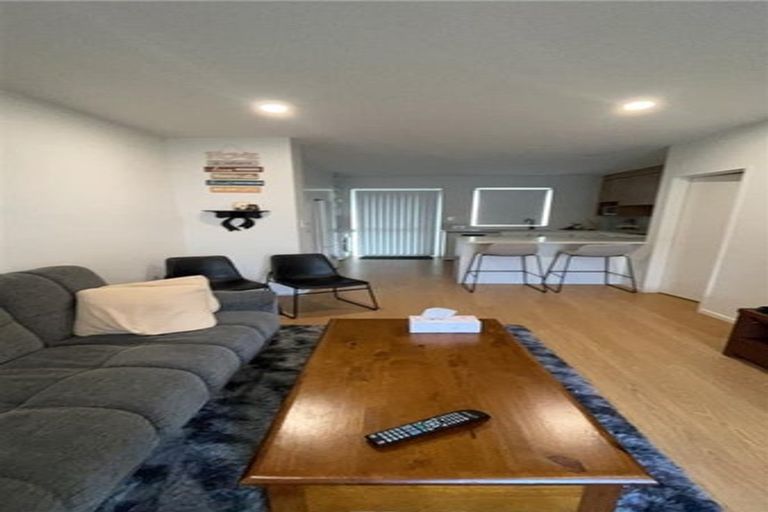 Photo of property in 5/20 James Laurie Street, Henderson, Auckland, 0612