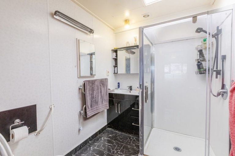 Photo of property in 1/17 Francis Drake Street, Waipukurau, 4200