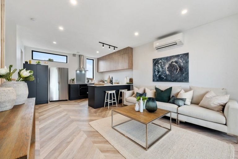 Photo of property in 4/8 Bennett Road, Pakuranga, Auckland, 2010