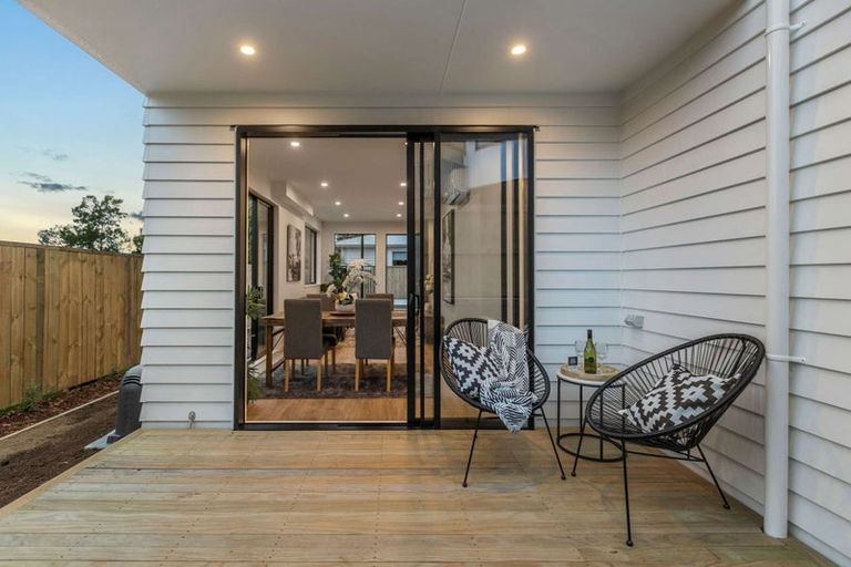 Photo of property in 4/14 Roland Hill, Glen Eden, Auckland, 0602