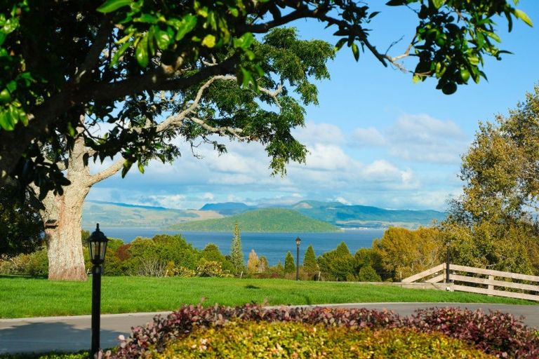 Photo of property in 21 Tauranga Direct Road, Hamurana, Rotorua, 3096