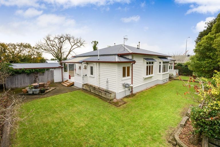 Photo of property in 74 Pitama Road, Awapuni, Palmerston North, 4412