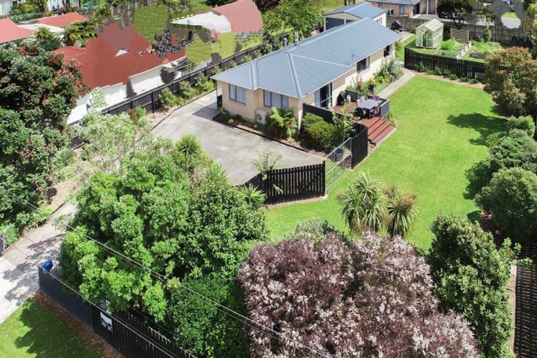 Photo of property in 11 Stout Street, Westport, 7825