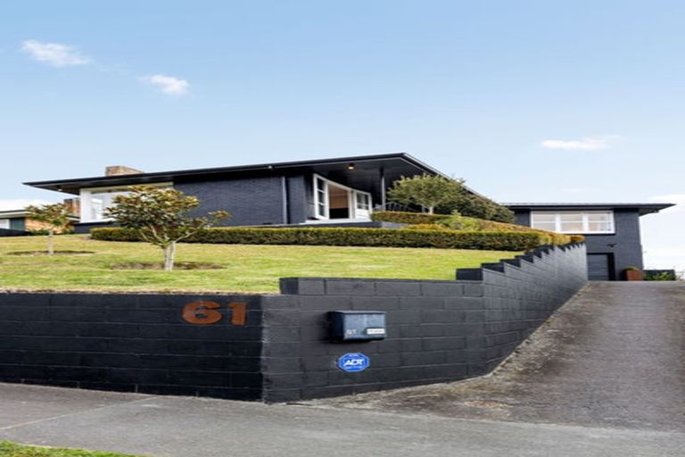 Photo of property in 61 Casey Avenue, Fairfield, Hamilton, 3214