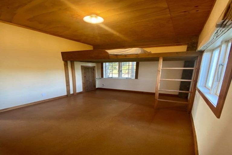 Photo of property in 69 Tarrant Road, Helensville, 0875