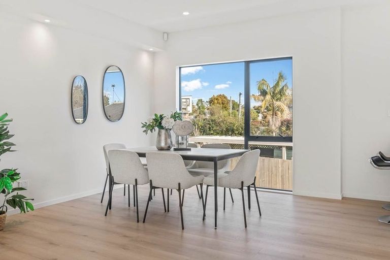 Photo of property in 12b Angelo Avenue, Howick, Auckland, 2014