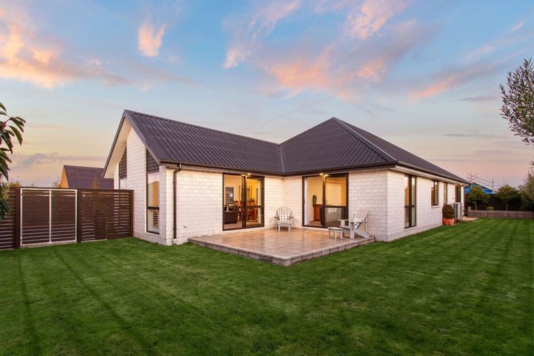 Photo of property in 48 Karere Avenue, Marshland, Christchurch, 8083