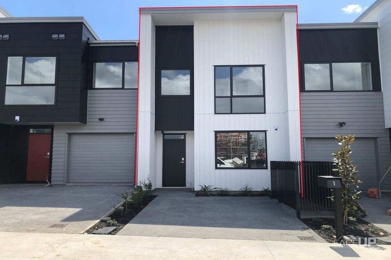 Photo of property in 31 Walter Merton Road, Hobsonville, Auckland, 0616