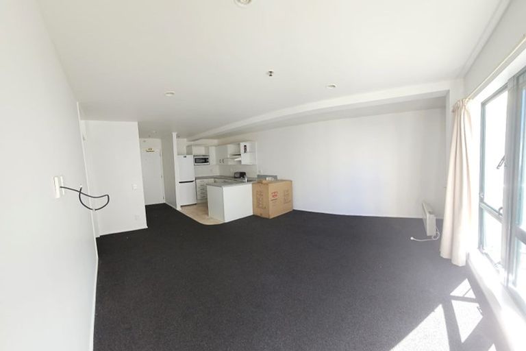 Photo of property in Courtenay Apartments, 413/120 Courtenay Place, Te Aro, Wellington, 6011