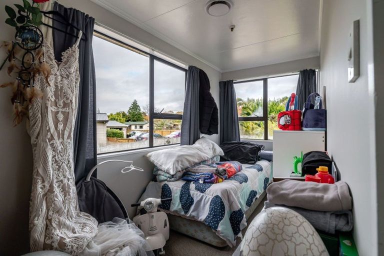 Photo of property in 38 Tararua Street, Pahiatua, 4910