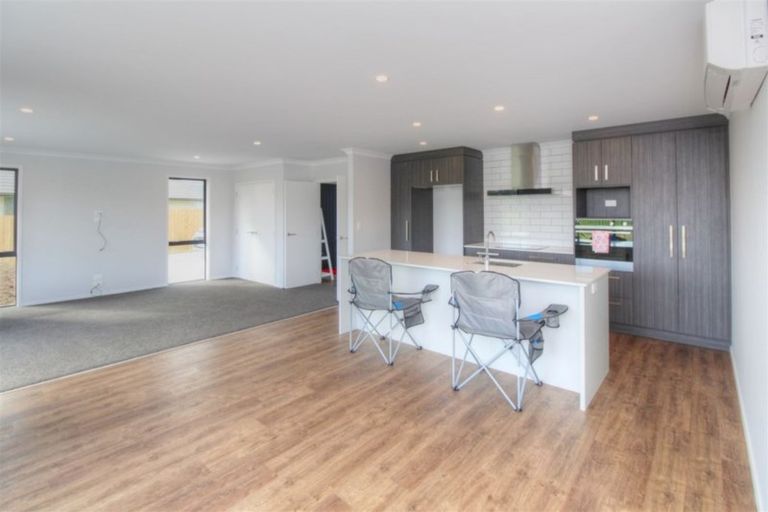 Photo of property in 15 Lomay Place, Te Puke, 3119