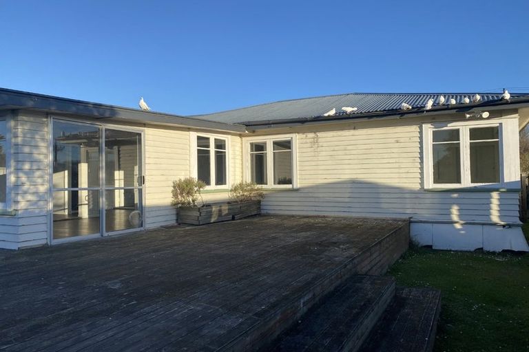 Photo of property in 12 Woburn Street, Waipukurau, 4200