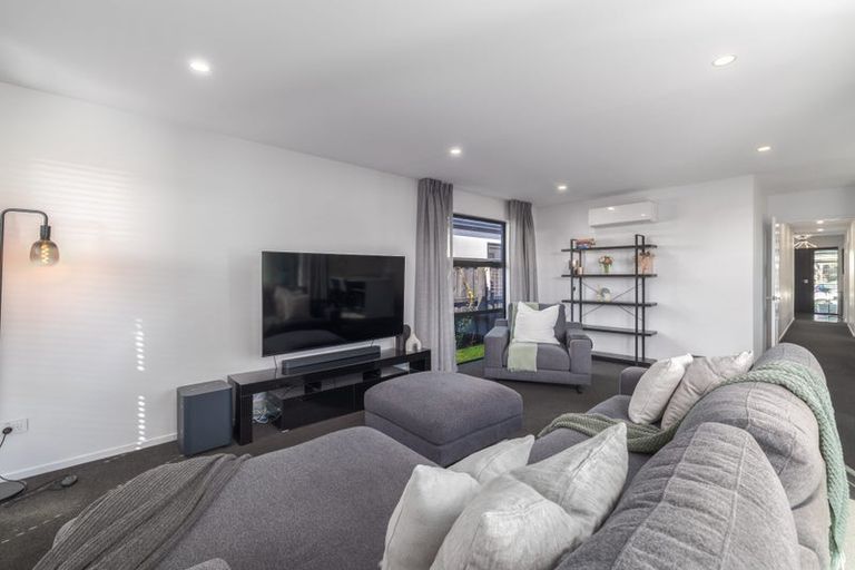 Photo of property in 5 Chrysolite Place, Belfast, Christchurch, 8051