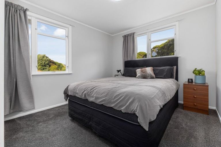 Photo of property in 30 Rangituhi Crescent, Takapuwahia, Porirua, 5022