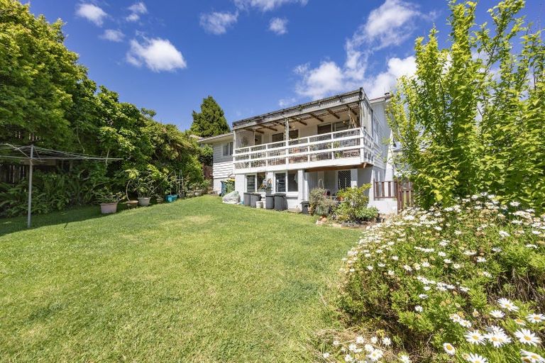Photo of property in 27 Mason Street, New Lynn, Auckland, 0600