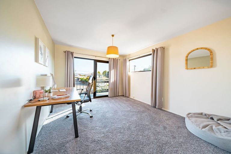 Photo of property in 2/35 New Brighton Road, Shirley, Christchurch, 8061