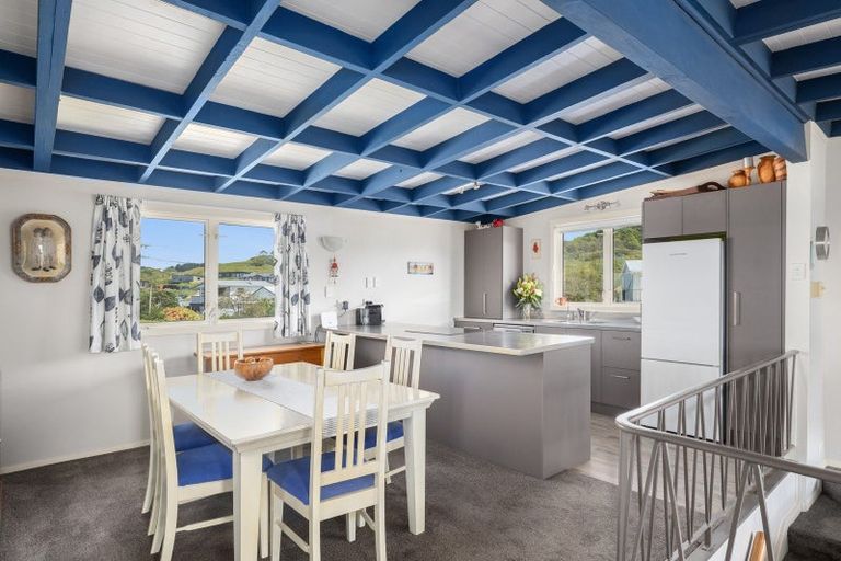 Photo of property in 61 Pinedale Crescent, Riversdale Beach, Masterton, 5872