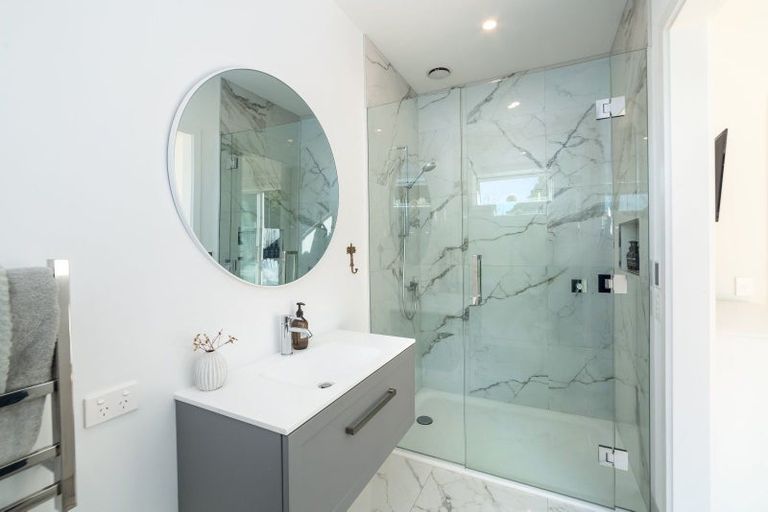 Photo of property in 20 Orchard Road, Greytown, 5712