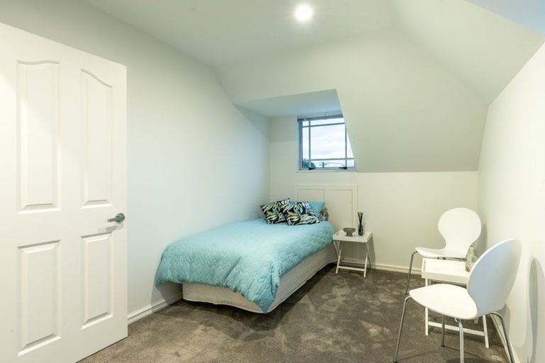 Photo of property in 99 Avonhead Road, Avonhead, Christchurch, 8042