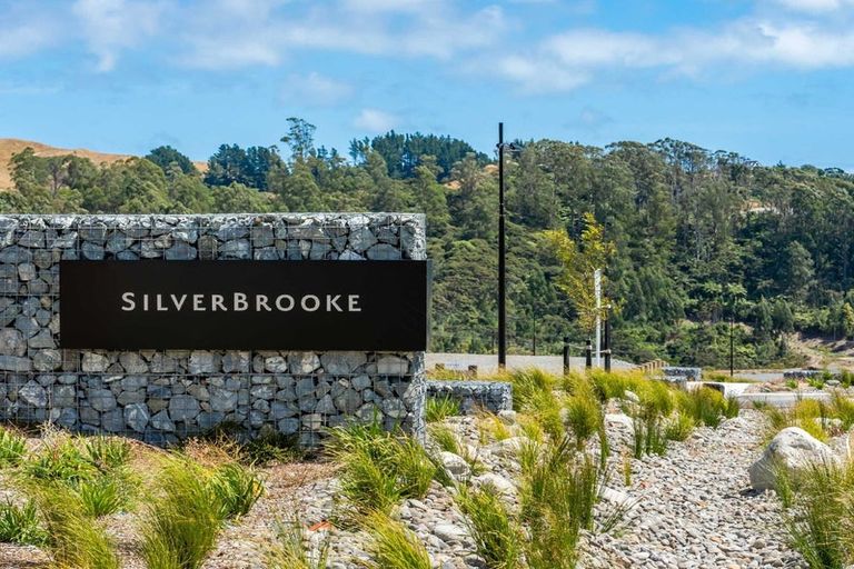 Photo of property in 17 Holystone Road, Whitby, Porirua, 5024