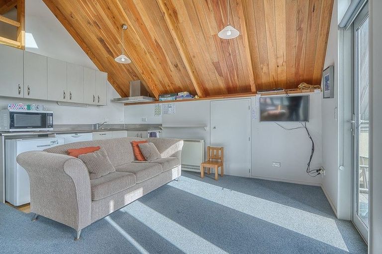 Photo of property in 155 Revell Street, Hokitika, 7810