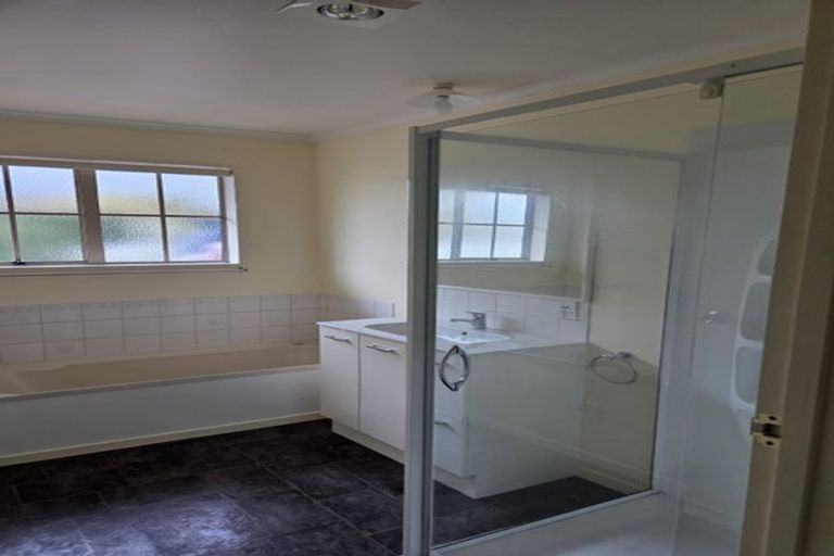 Photo of property in 150 Williams Street, Cambridge, 3434