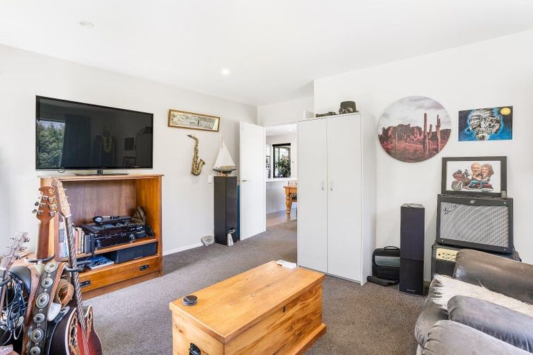 Photo of property in 10 Cove Lane, Mount Creighton, Queenstown, 9371